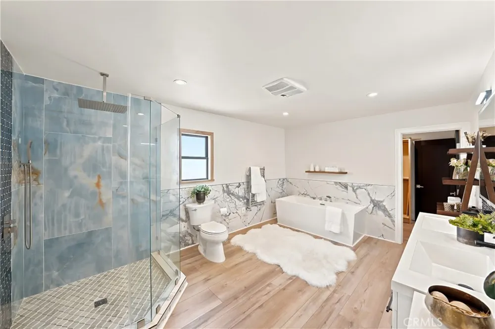 3661 Pirate Huntington Beach, CA 92649