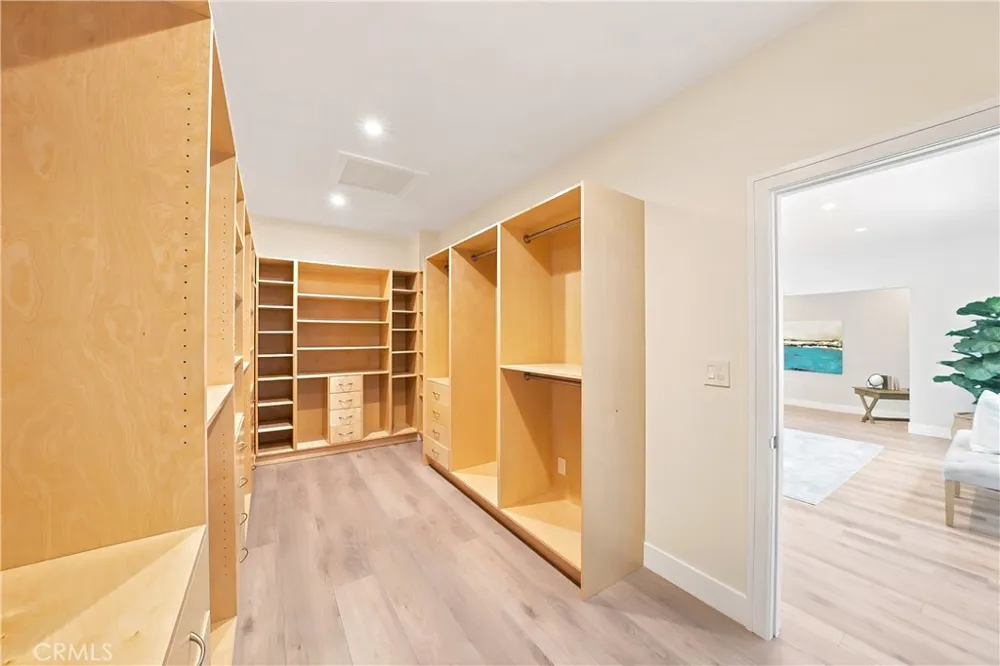 3661 Pirate Huntington Beach, CA 92649