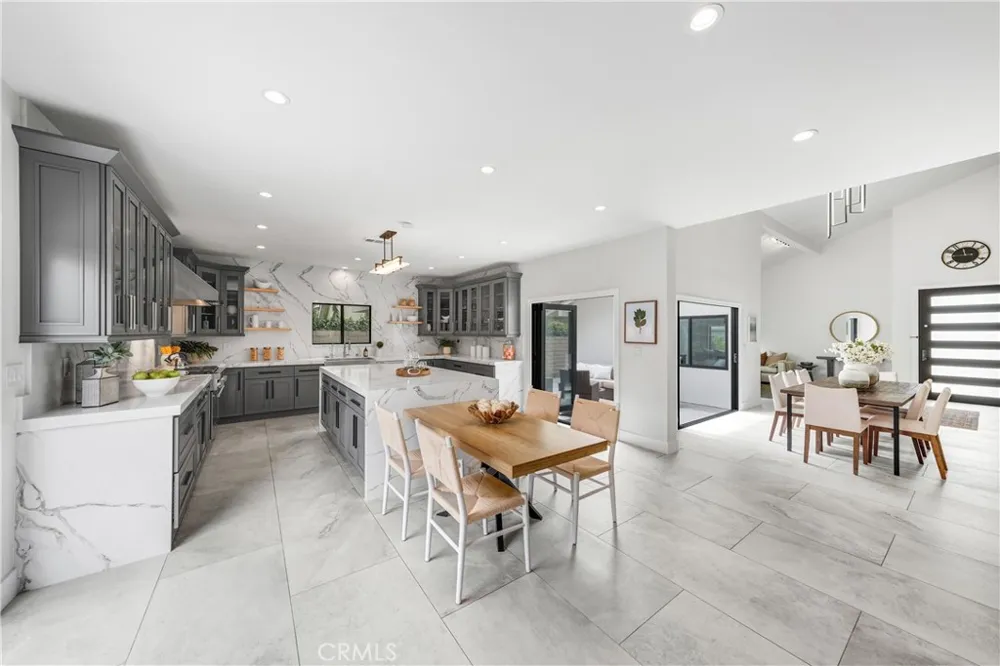 3661 Pirate Huntington Beach, CA 92649