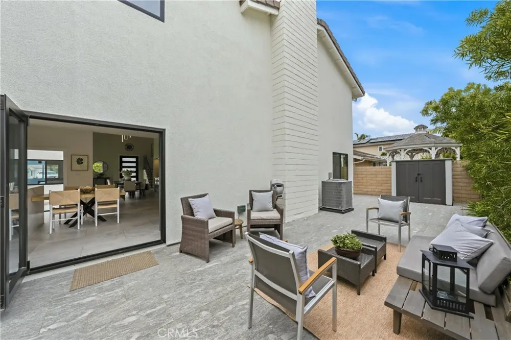 3661 Pirate Huntington Beach, CA 92649