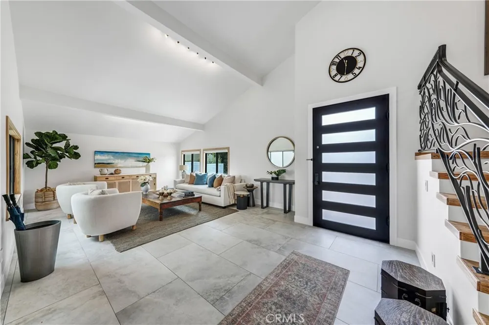 3661 Pirate Huntington Beach, CA 92649