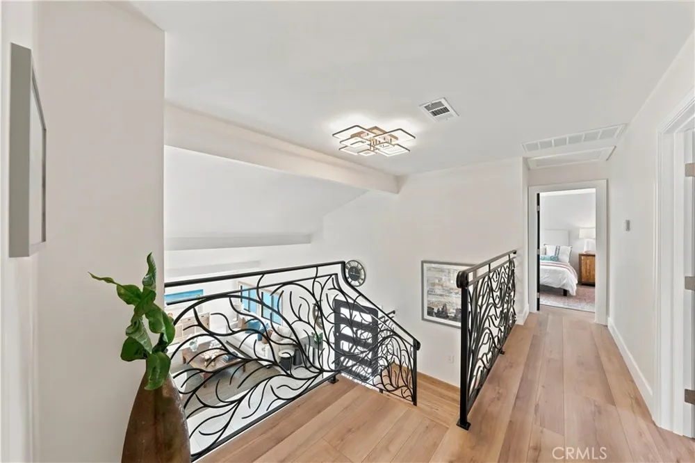 3661 Pirate Huntington Beach, CA 92649