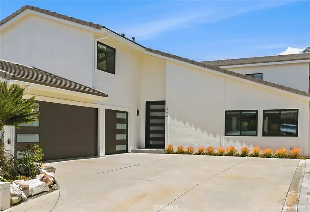 3661 Pirate Huntington Beach, CA 92649
