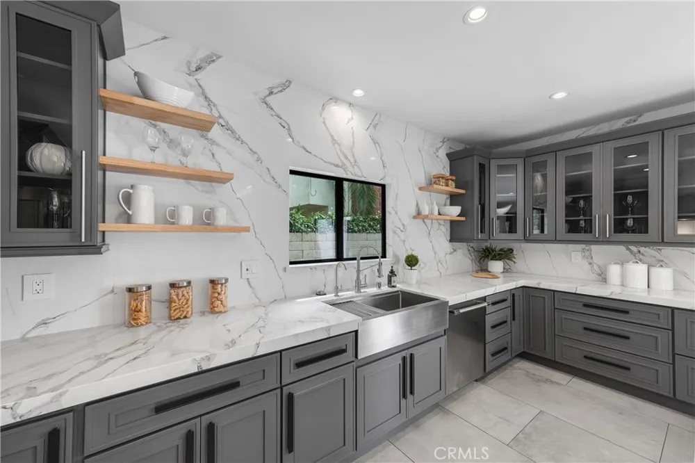 3661 Pirate Huntington Beach, CA 92649