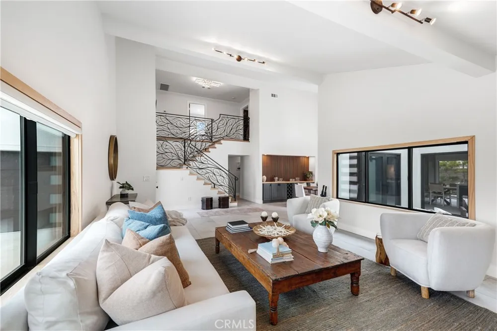 3661 Pirate Huntington Beach, CA 92649