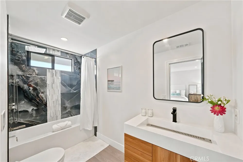 3661 Pirate Huntington Beach, CA 92649