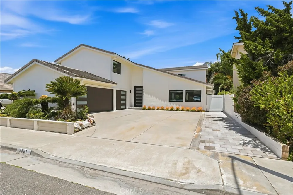 3661 Pirate Huntington Beach, CA 92649