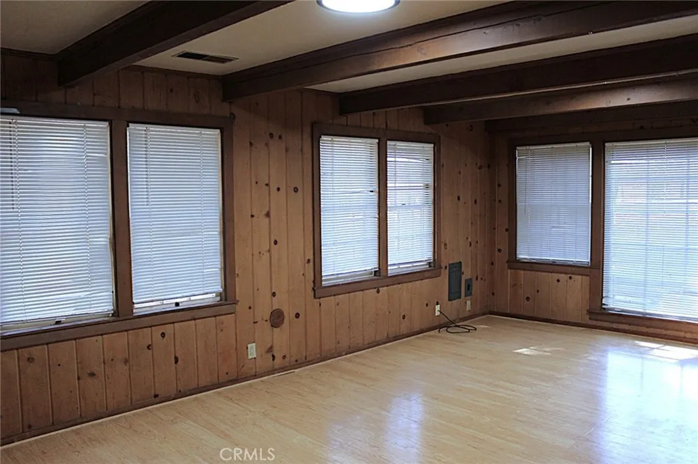 14599 Skyway Magalia, CA 95954
