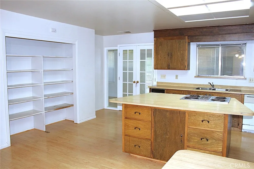 14599 Skyway Magalia, CA 95954