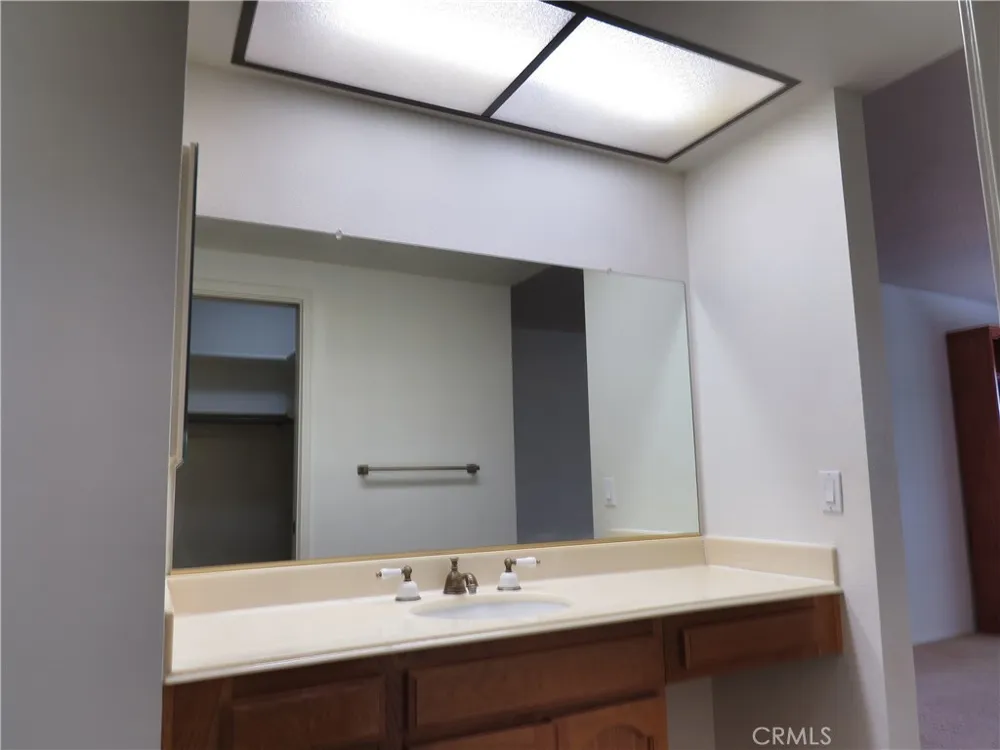 19424 Crystal Ridge Lane Porter Ranch, CA 91326