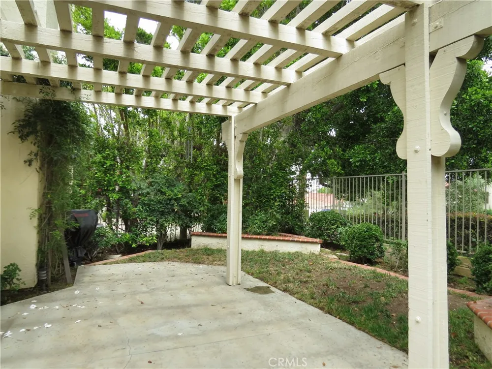 19424 Crystal Ridge Lane Porter Ranch, CA 91326