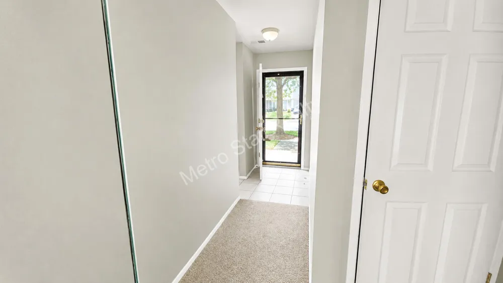 31548 Orchard Creek Farmington Hills, MI 48334