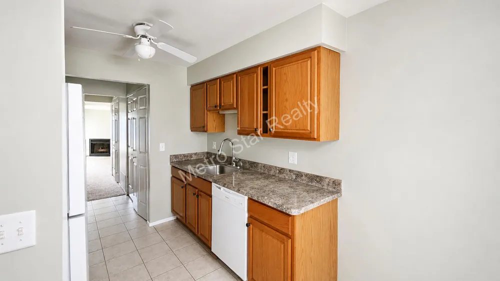 31548 Orchard Creek Farmington Hills, MI 48334