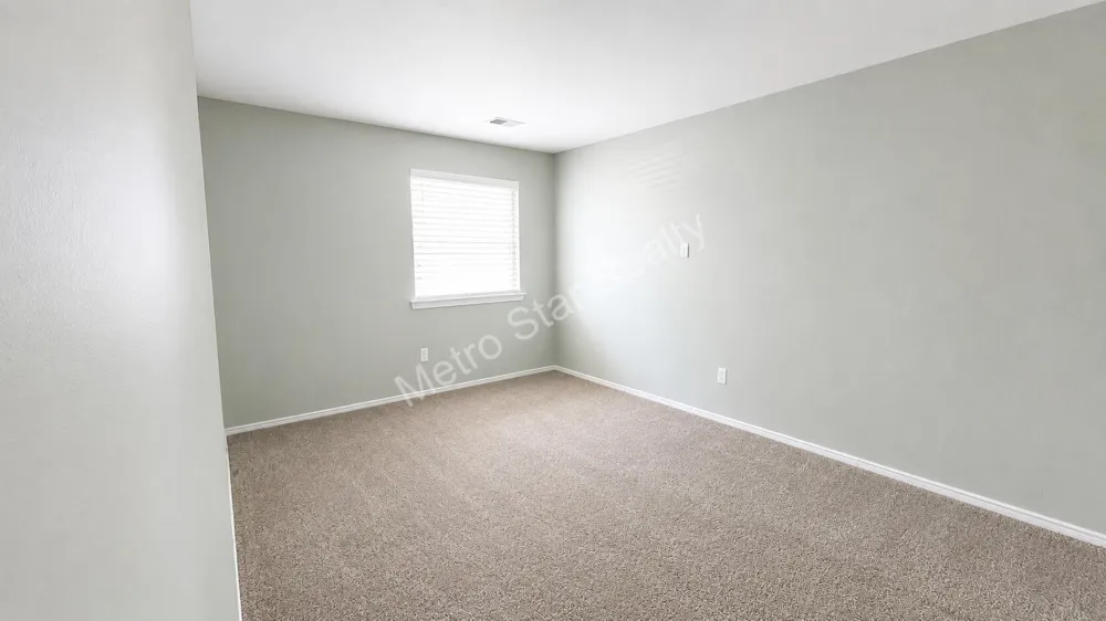 31548 Orchard Creek Farmington Hills, MI 48334