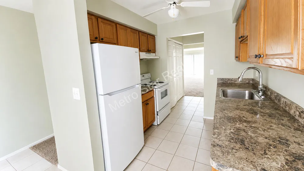 31548 Orchard Creek Farmington Hills, MI 48334