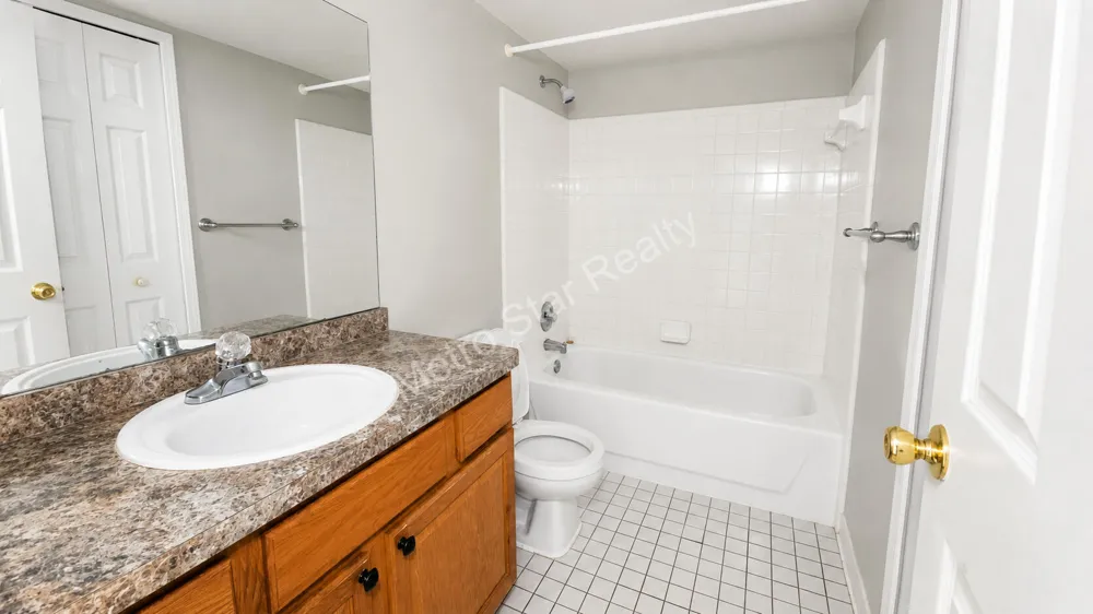 31548 Orchard Creek Farmington Hills, MI 48334