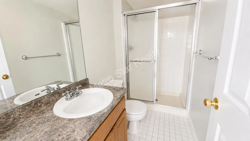 31548 Orchard Creek Farmington Hills, MI 48334