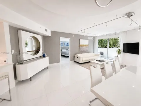 200 Sunny Isles Blvd #2-504–Lanai Residence