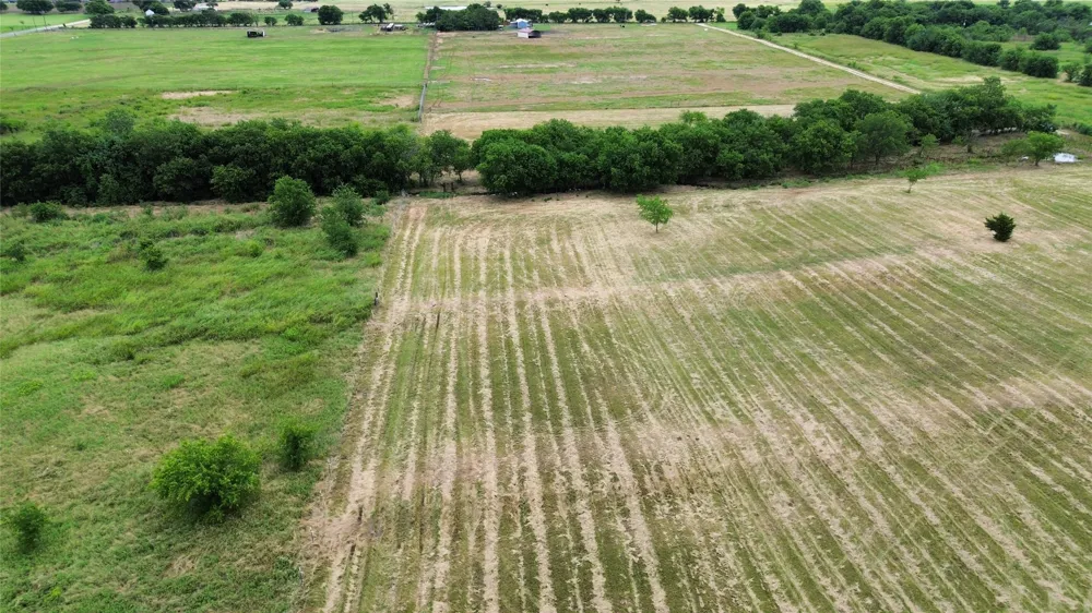 KRAHL ROAD Valley View, TX 76272