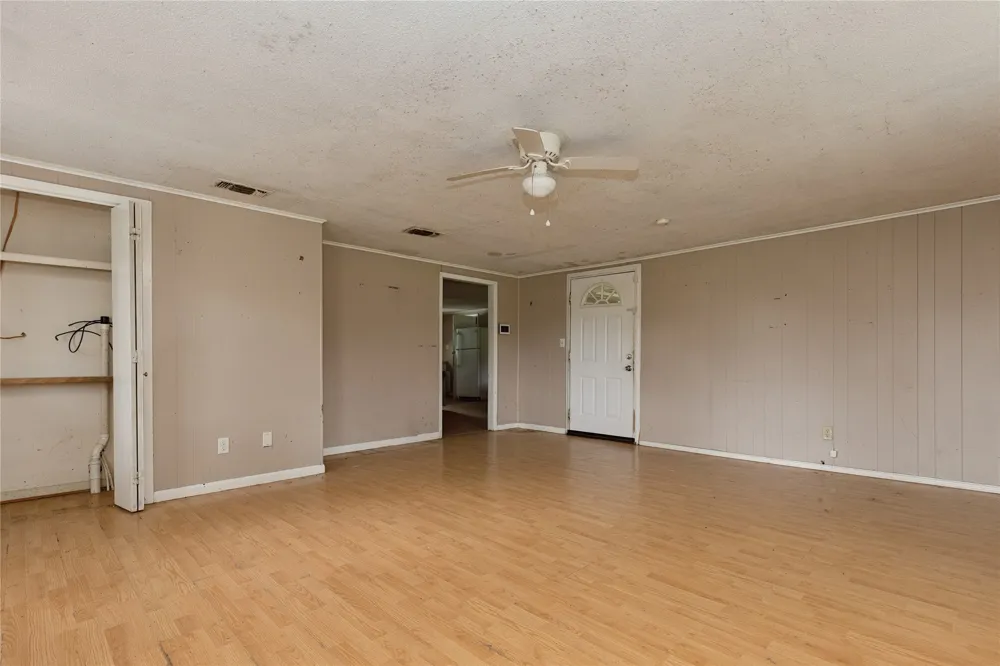1003 Brooks New Boston, TX 75570