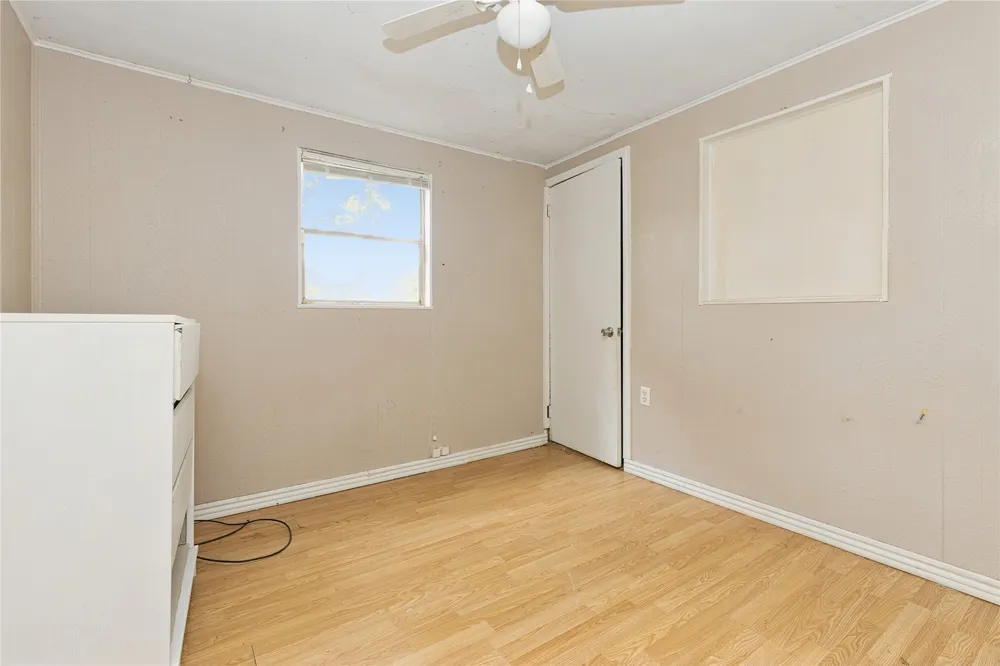 1003 Brooks New Boston, TX 75570