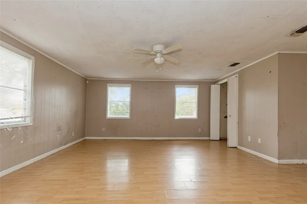 1003 Brooks New Boston, TX 75570