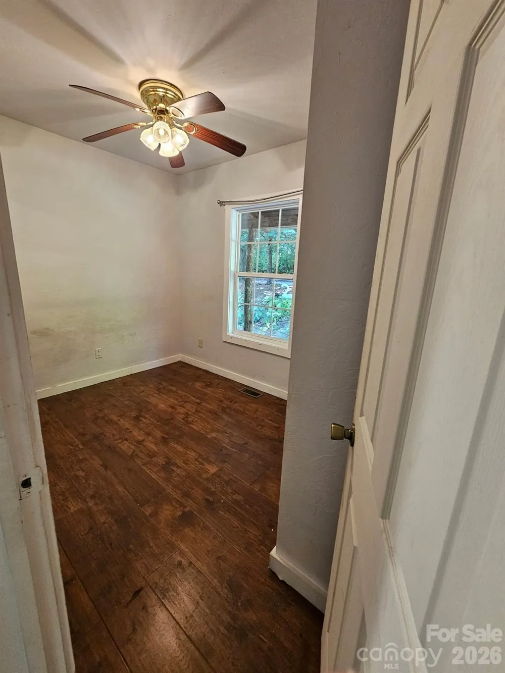 100 Squirrel Lane Sapphire, NC 28774