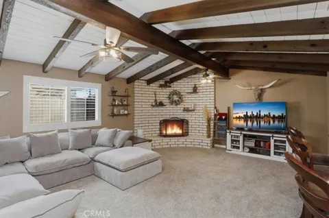 4138 Cedar