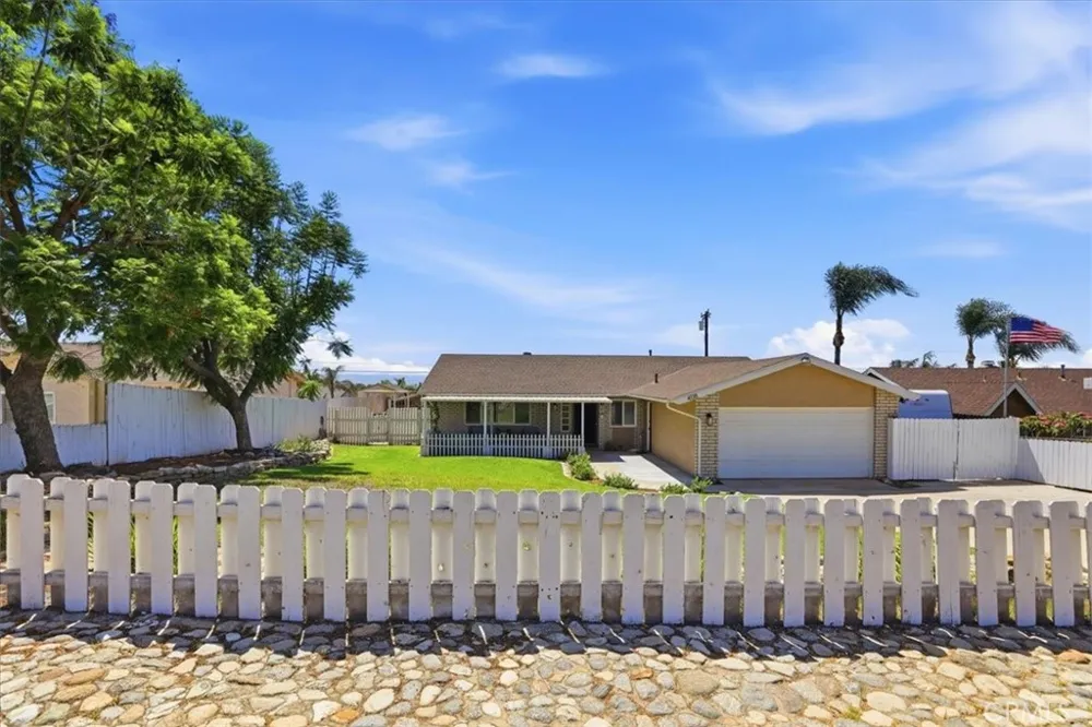 4138 Cedar Norco, CA 92860