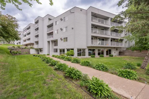 175 County Road B2 E #429