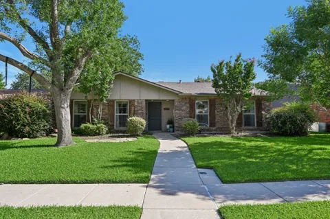 526 Shadowcrest Lane