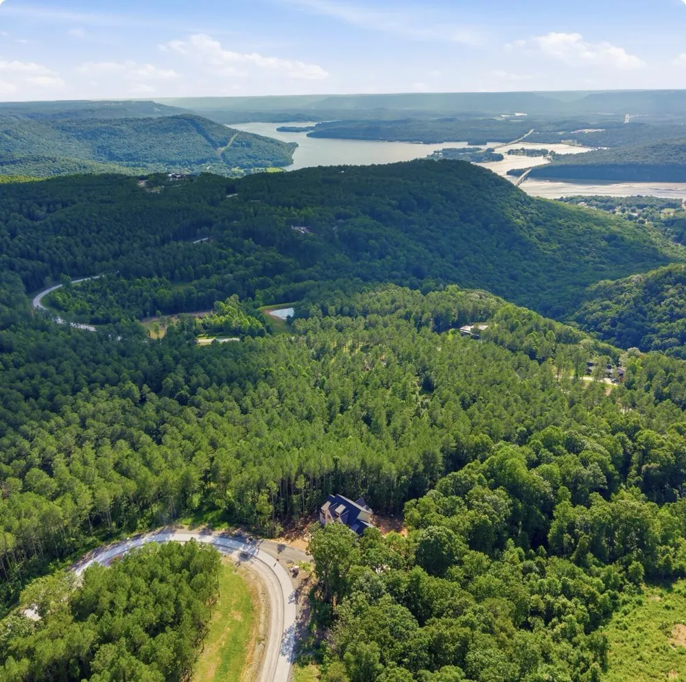 1141 Split Rail Way Guild, TN 37340