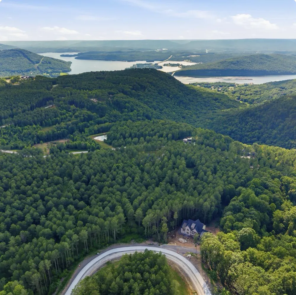 1141 Split Rail Way Guild, TN 37340