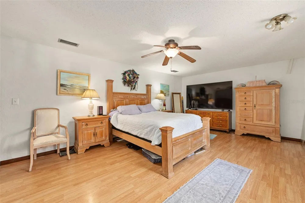 16353 NW 130 STREET Williston, FL 32696