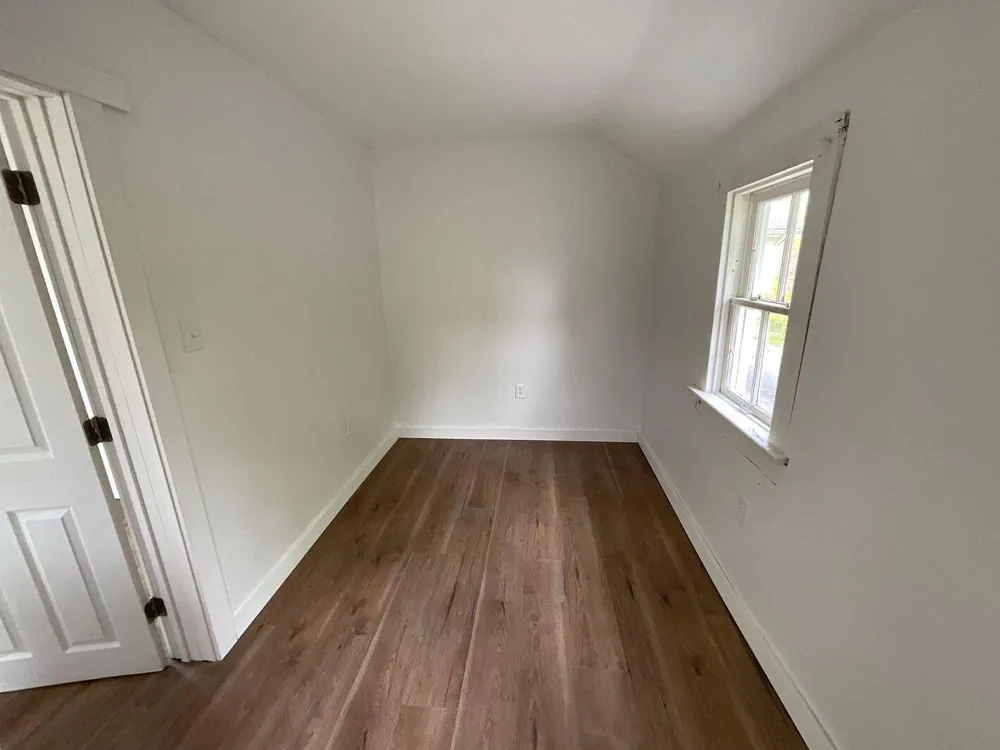 255 High Street Benton Harbor City, MI 49022