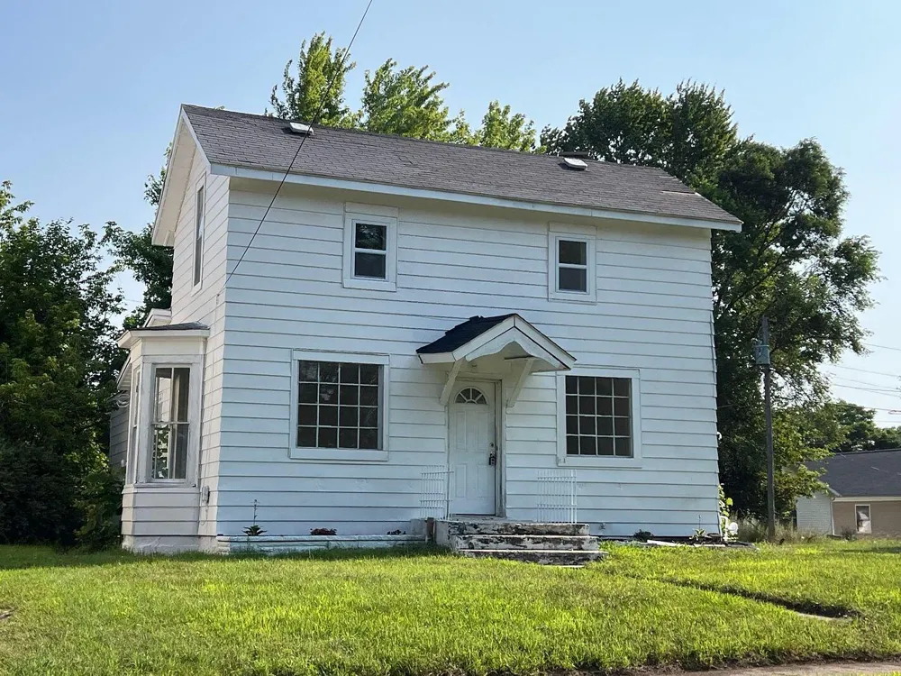 255 High Street Benton Harbor City, MI 49022
