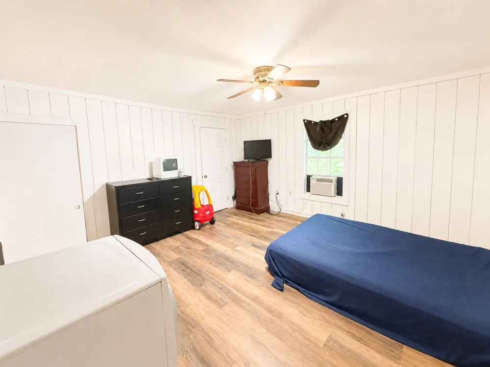 2732 W Collin Street Corsicana, TX 75110