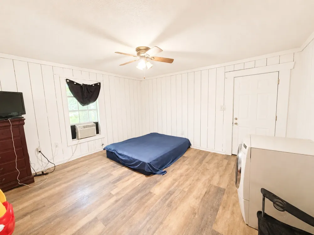 2732 W Collin Street Corsicana, TX 75110