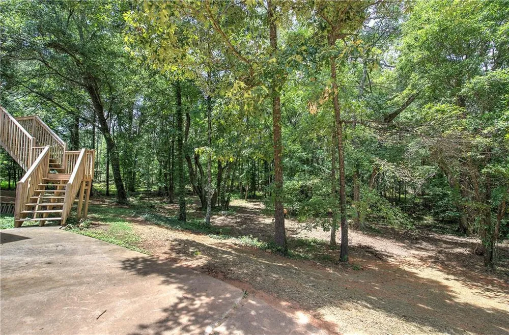 80 Iron Hill Road Taylorsville, GA 30178