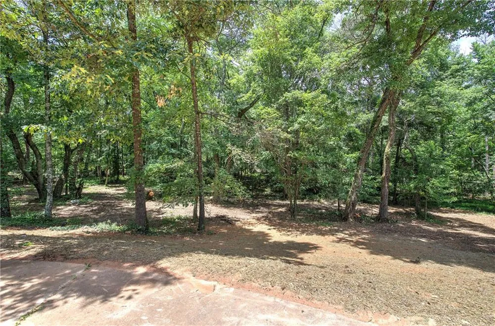 80 Iron Hill Road Taylorsville, GA 30178