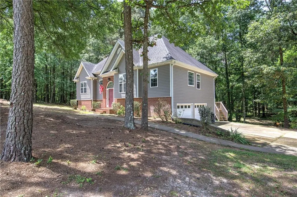 80 Iron Hill Road Taylorsville, GA 30178