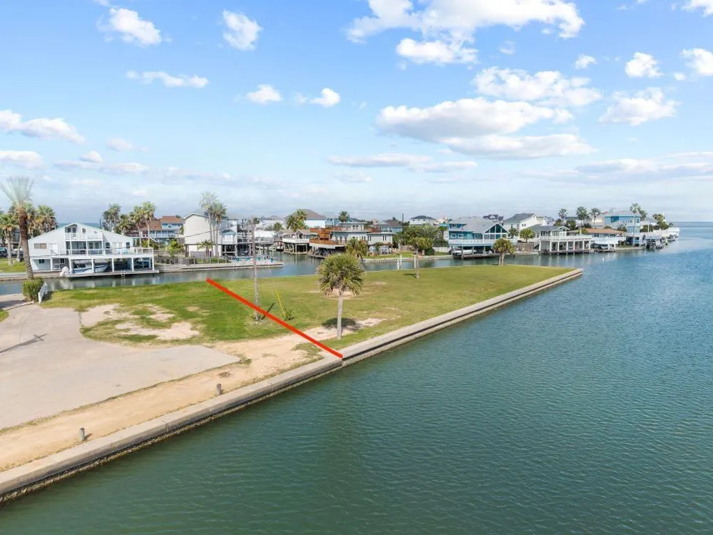 4205 Flamingo Way Jamaica Beach, TX 77554