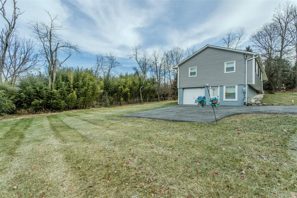 1462 New York Route 17 A Warwick, NY 10990