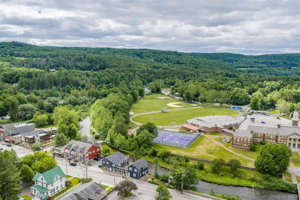 34 Main St. #4 Livingston Manor, NY 12758