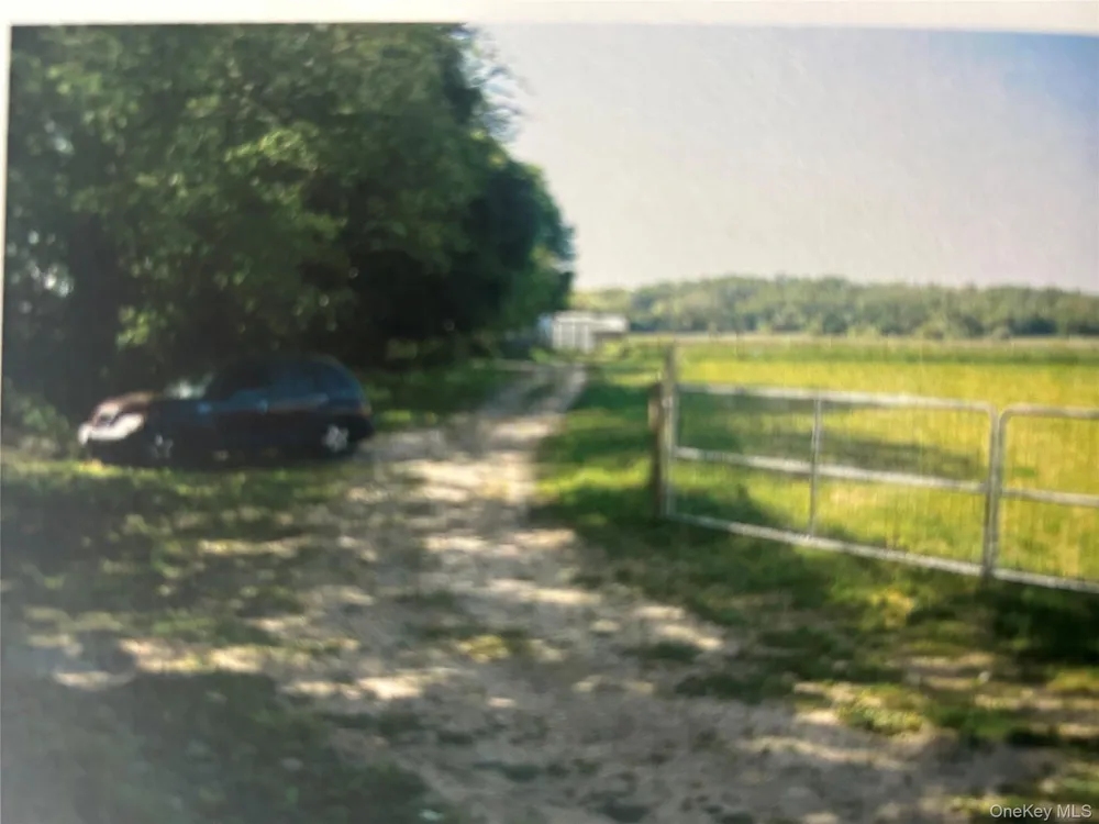 4042 Sound Avenue Riverhead, NY 11901