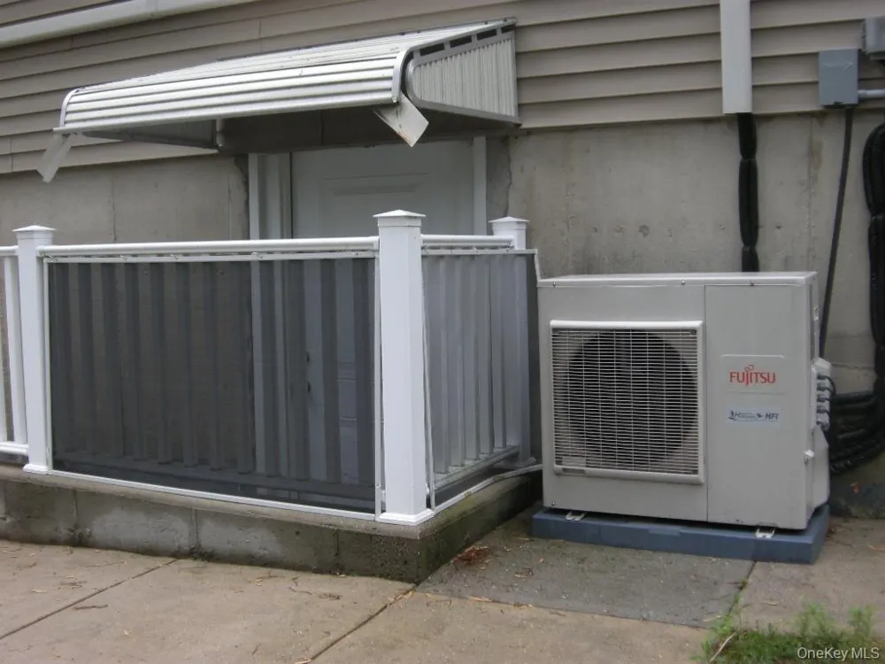 43 Washington Heights Street Selden, NY 11784