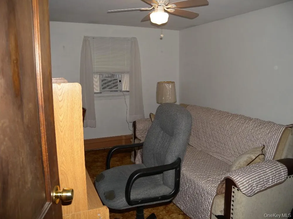 43 Washington Heights Street Selden, NY 11784