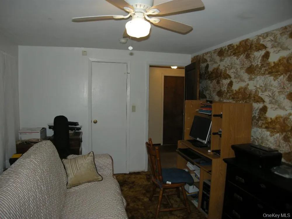43 Washington Heights Street Selden, NY 11784