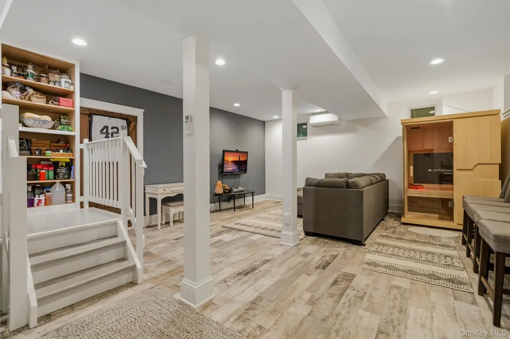 324 Haverstraw Road Suffern, NY 10901