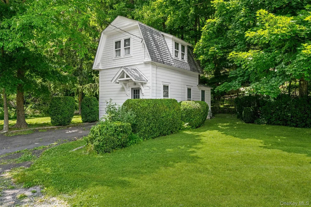 324 Haverstraw Road Suffern, NY 10901